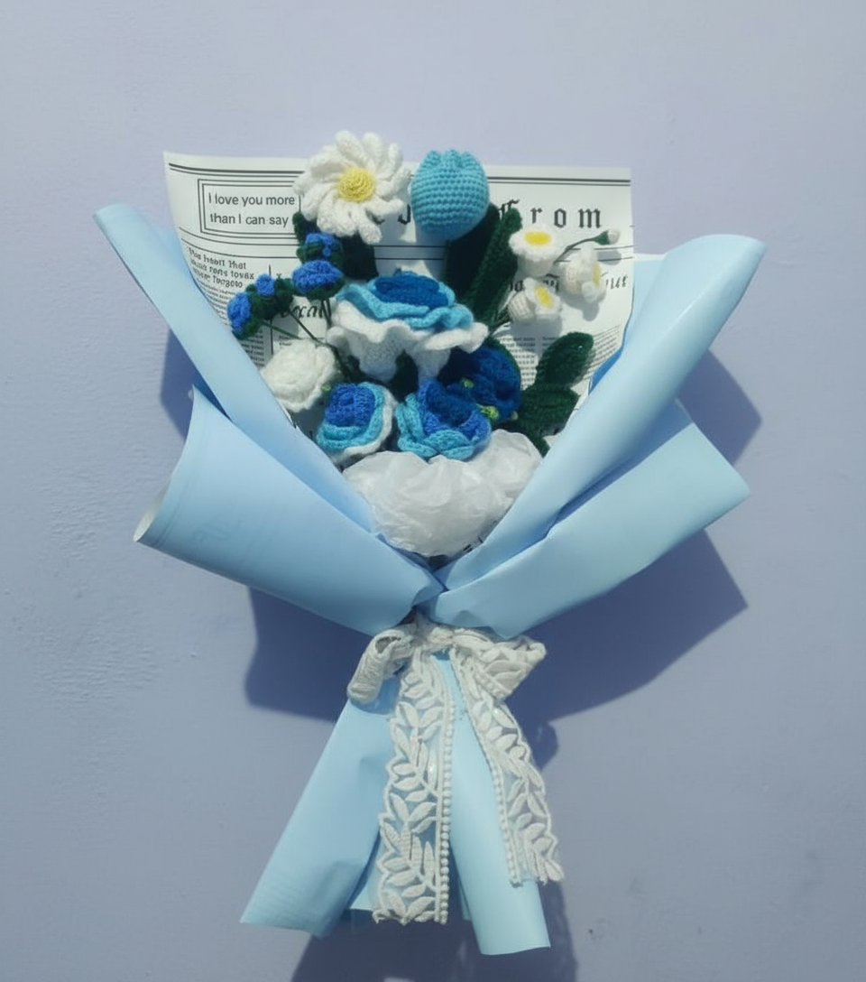 Blue Daisy Crochet Bouquet